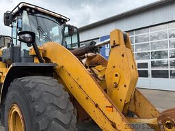 CATERPILLAR 962M Radlader 20,2 Ton *Schaufel