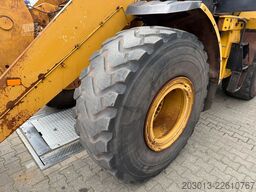 CATERPILLAR 962M Radlader 20,2 Ton *Schaufel