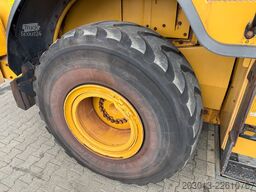CATERPILLAR 962M Radlader 20,2 Ton *Schaufel