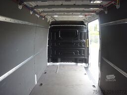 VW Crafter Kasten 35 lang plus Hochdach FWD