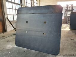 Stahlrampe Rampe Containerrampe Schwerlastrampe Auffahrampe