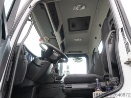 Mercedes-Benz Arocs 2636 / 6x4 / HDS Fassi / 3-Way Tip