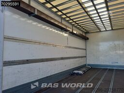Mercedes Atego 816 4X2 8tonner Automatic 1500kg Tailgate...