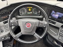 Setra S517