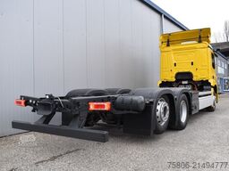 MERCEDES-BENZ eActros 300 L 6x2 AHK