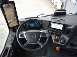 MERCEDES-BENZ eActros 300 L 6x2 AHK