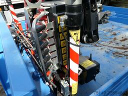 MULTICAR Abrollcontainer mit Kran, 2.800mm lang, 995kg
