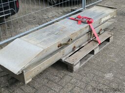  Alu-Anlege-Rampen, 2.400 x 450 mm,