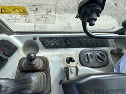 NEW HOLLAND W 80 B / Gabel + Schaufel