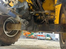 NEW HOLLAND W 80 B / Gabel + Schaufel