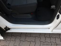VOLKSWAGEN Caddy 4Motion 1.Hand / Klima / Navi / FN:155