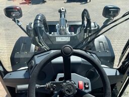 BOBCAT L 85  Radlader  -  Breitreifen - Klima - Klapp