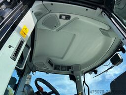 CLAAS Arion 650 / Mahausrüstung