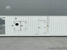 Available containers new and used