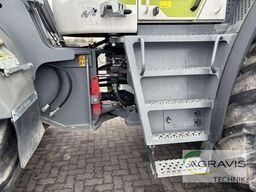 Claas TORION 1913