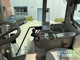 John Deere 7530