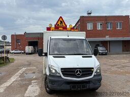 Mercedes-Benz Sprinter 516