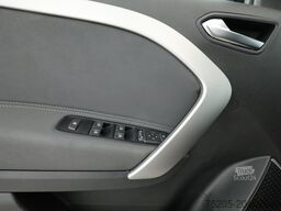 Mercedes-Benz T 180 d PROGRESSIVE LED PDC KlimaA Navi FLA SHZ