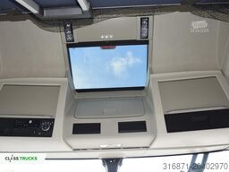 VOLVO FH 460 Globetrotter XL i-Save