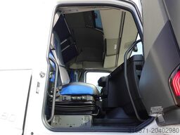 VOLVO FH 460 Globetrotter XL i-Save