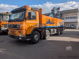 VOLVO FM12-380 / 8X4 / 28m Hiab Kran / WINCH