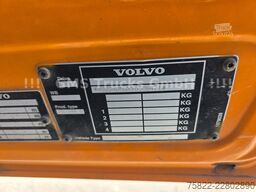 VOLVO FM12-380 / 8X4 / 28m Hiab Kran / WINCH
