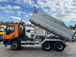 IVECO Trakker 410 6x4 Moser