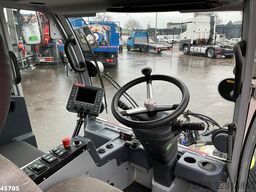 Bucher Citycat 2020 with 3-rd brush