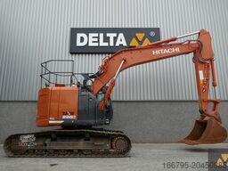 Hitachi ZX225USLC-6