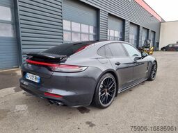  Panamera