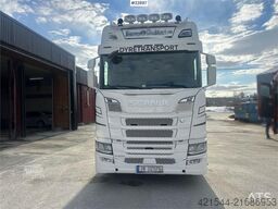 Scania R500 6x2 livestock truck – 12 cattle or 120 sheep/