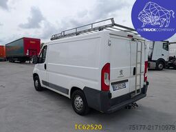 Peugeot Boxer 3t3 2l blue hdi 110 pack