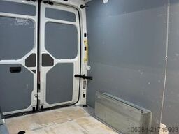 VOLKSWAGEN Crafter Kasten L2-H2 Klima AHK 3,0T Garantie