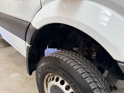 MERCEDES-BENZ Sprinter 315 CDI 4x4 Allrad Ladebordwand AHK