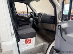 MERCEDES-BENZ Sprinter 315 CDI 4x4 Allrad Ladebordwand AHK