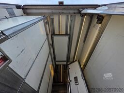 MERCEDES-BENZ Axor 1826 / Ladebordwand / Carrier Supra 1250 Mt