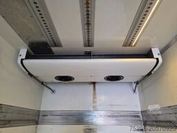 MERCEDES-BENZ Axor 1826 / Ladebordwand / Carrier Supra 1250 Mt