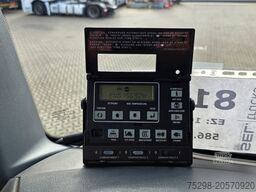 MERCEDES-BENZ Axor 1826 / Ladebordwand / Carrier Supra 1250 Mt