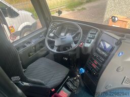 Volvo B12