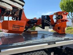 TATRA Phoenix 8x8 mit Fassi F710 + Woodcracker CS590