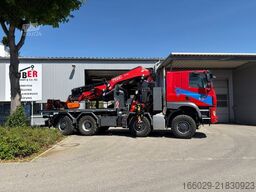 TATRA Phoenix 8x8 mit Fassi F710 + Woodcracker CS590