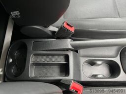 VOLKSWAGEN CADDY MAXI REGALS. TEMP. 4MOTION DACHTRÄ. KLIMA