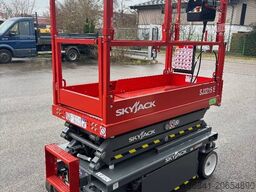 SkyJack SJ 3215 E - 6,44m Elektro Scherenarbeitsbühne