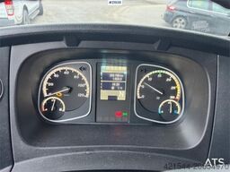 Mercedes-Benz Atego 1023 box car