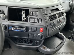 DAF XF 440 FT SC / Mega - Low Deck / 837 dkm / 2 Ta...