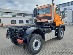 Mercedes-Benz Unimog U 430 mit Jotha Absetzer CombiCon 5018 U