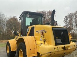 New Holland WA 170