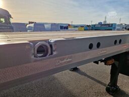 Lecitrailer PLATEAU EXTENSIBLE TWISTLOCKS