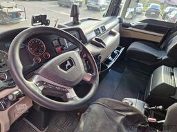MAN TGX