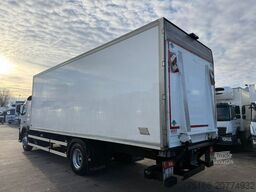 VOLVO FM 370 Kühlkoffer 7,80 m LBW 2 T*THERMOKING